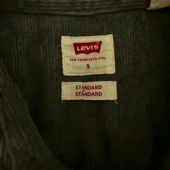 Levi’s Classic Standard Fit Western Shirt Size Small - Picture 3 of 4